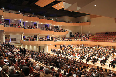 Le programme choisi pour l’inauguration du nouvel Auditorium de Bordeaux incluait l’œuvre The Gliding of the Eagle in the Skies