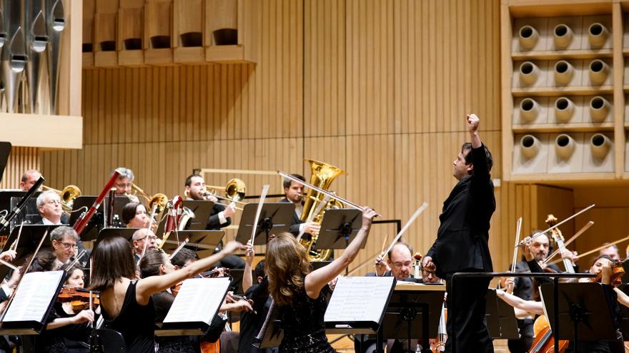 « Brillant » Orchestre sur les rives du Danube