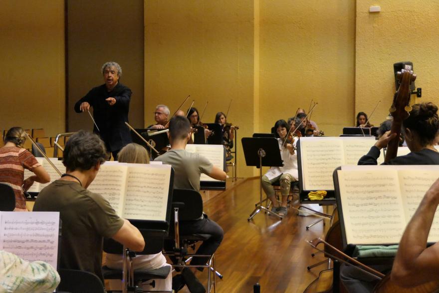 Semyon Bychkovek, Juanjo Menak eta Robert Treviñok zuzenduko dute Euskadiko Orkestra abuztuan